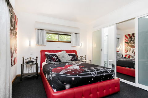Barossa Retro BnB - Accommodation Australia 7