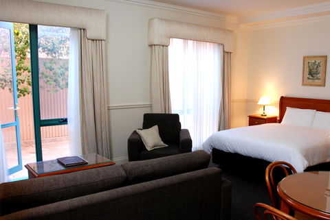 Majestic Tynte Street Apartments - Accommodation Australia 7