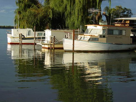 Riverview Rise Retreats - Australia Shopping 29