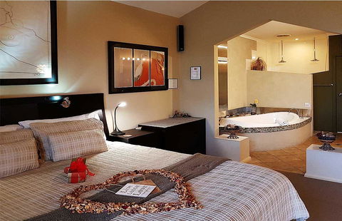 Riverview Rise Retreats - Australia Shopping 0