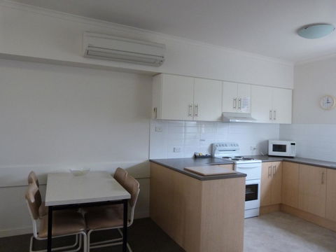 Glenelg Holiday Apartments - Corfu - Accommodation Australia 7