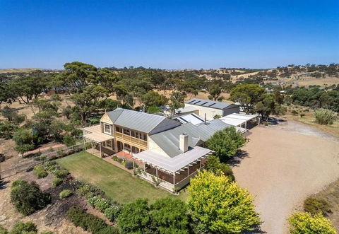 Angaston House - Accommodation Australia 23