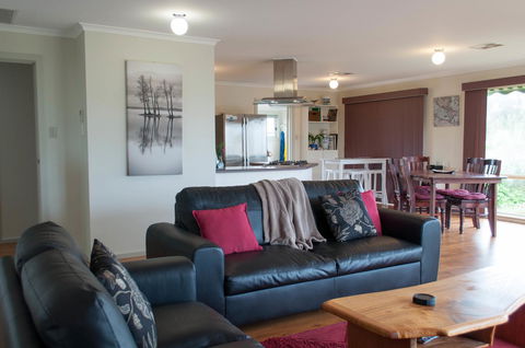 Admirals Inn - Accommodation Australia 21
