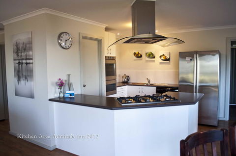 Admirals Inn - Accommodation Australia 0