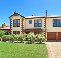 Wine and Roses Bed and Breakfast - Accommodation Australia