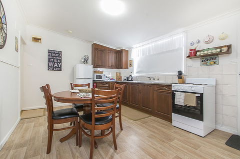 Stoneleigh Cottage Bed And Breakfast - Accommodation Australia 9