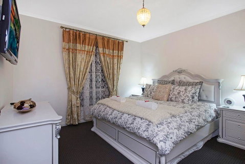 Hahndorf House B&B - Local Tourism 3