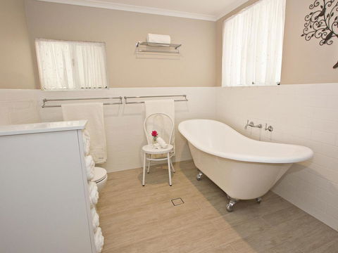 Queen's Cottage Barossa Valley - Accommodation Australia 17