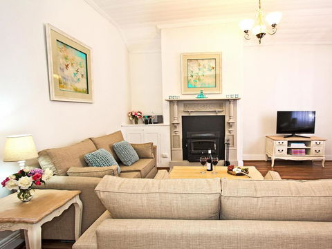 Queen's Cottage Barossa Valley - Accommodation Australia 6