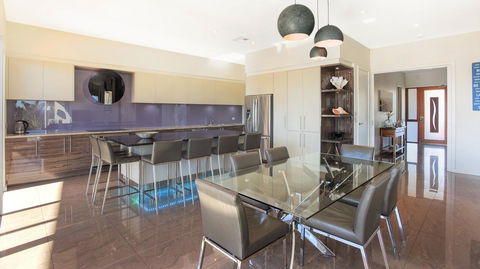 Lavina Luxury Beach House - Accommodation Australia 38