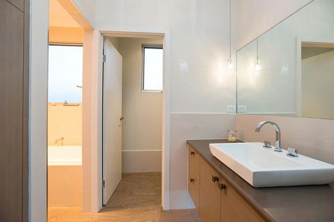 Lavina Luxury Beach House - Accommodation Australia 27