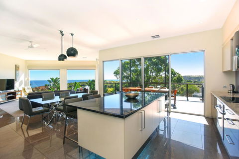 Lavina Luxury Beach House - Accommodation Australia 8
