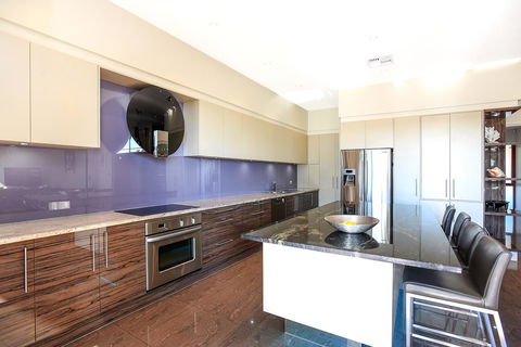 Lavina Luxury Beach House - Accommodation Australia 9