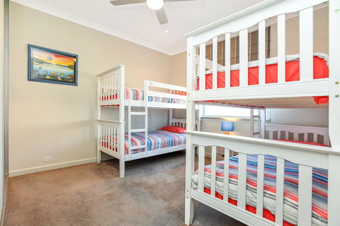 Lavina Luxury Beach House - Accommodation Australia 18