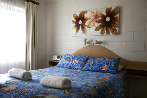 Lake Edge Apartments - Accommodation Australia 26