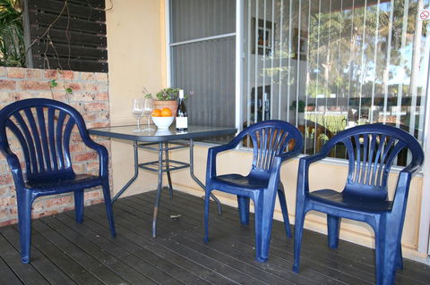 Lake Edge Apartments - Accommodation Australia 19