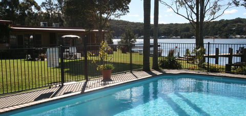 Lake Edge Apartments - Accommodation Australia 20