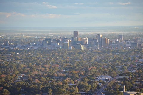 Kingsview Belair, Apartment Grand Views Of Adelaide - Accommodation Australia 2