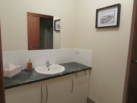Lazy Days Cottage - Victor Harbor - Accommodation Australia 19