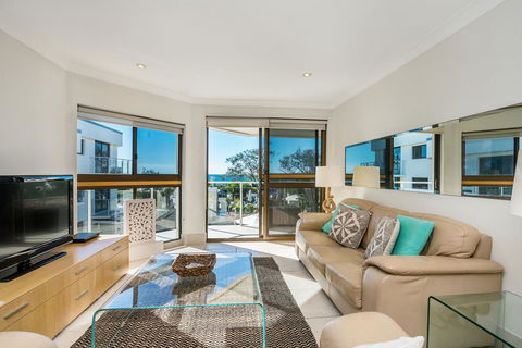Bayview Beachfront Apartments, In Town Right On The Beach - Accommodation Australia 38