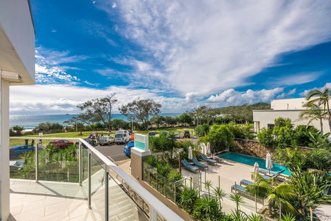 Bayview Beachfront Apartments, In Town Right On The Beach - Accommodation Australia 10
