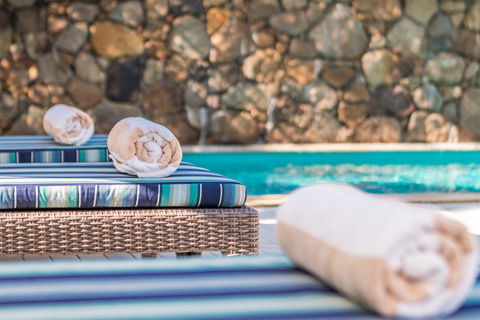 Bayview Beachfront Apartments, In Town Right On The Beach - Accommodation Australia 5
