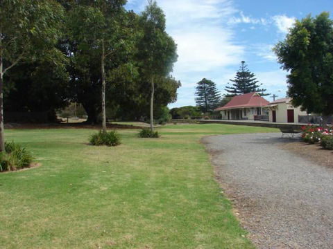 Trafalgar Premium Vintage Suites - Accommodation Australia 28