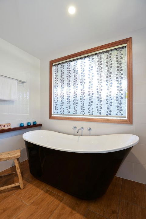 Trafalgar Premium Vintage Suites - Accommodation Australia 2