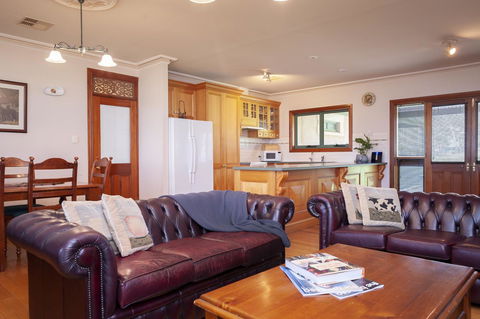 Angaston Saleyards Luxury Accommodation - Accommodation Australia 5