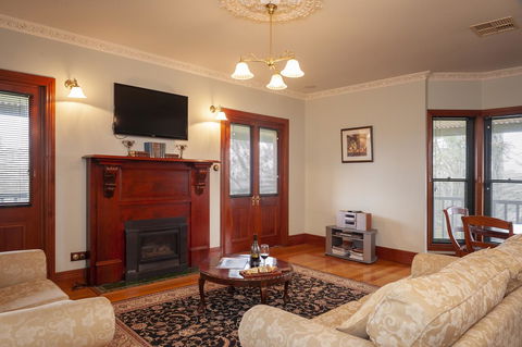 Angaston Saleyards Luxury Accommodation - Accommodation Australia 8