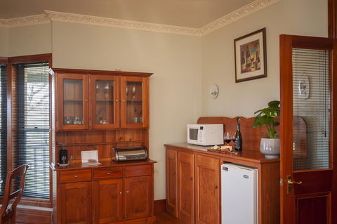 Angaston Saleyards Luxury Accommodation - Accommodation Australia 21