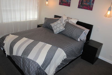Christophers Villa - Accommodation Australia 12