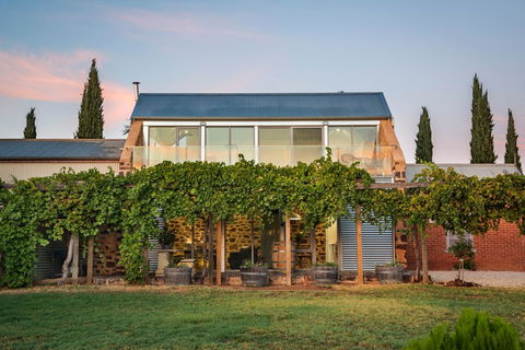 Barossa Shiraz Estate - Accommodation Australia 1