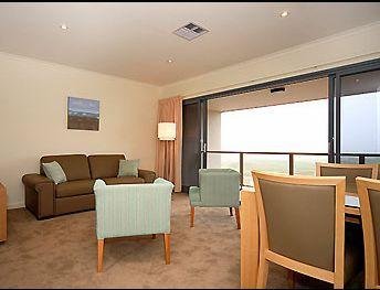Lady Bay Hotel - Accommodation Australia 6