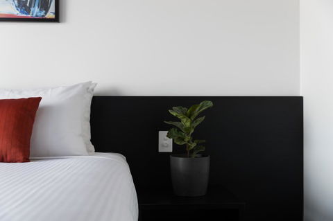 Rydges Pit Lane - Australia Shopping 34