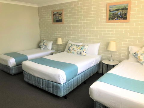 Bathurst Motor Inn - Australia Shopping 14