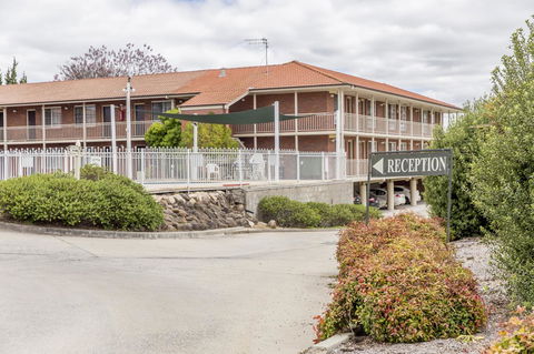 Bathurst Motor Inn - Australia Shopping 17