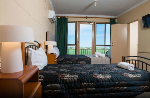 Tailem Bend Riverside Hotel - Accommodation Australia 1
