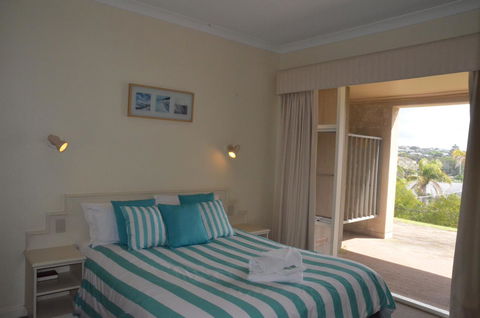 The Bluff Resort Apartments - Accommodation Australia 30