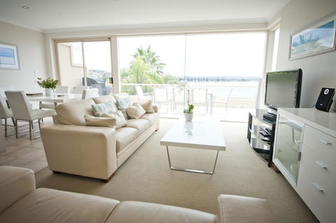 The Bluff Resort Apartments - Accommodation Australia 14