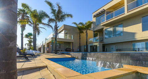 The Bluff Resort Apartments - Accommodation Australia 11