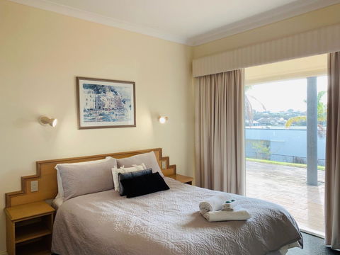 The Bluff Resort Apartments - Accommodation Australia 2