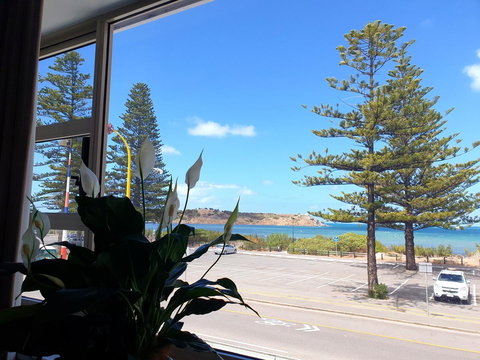 Nightcap At Hotel Victor - Australia Shopping 9