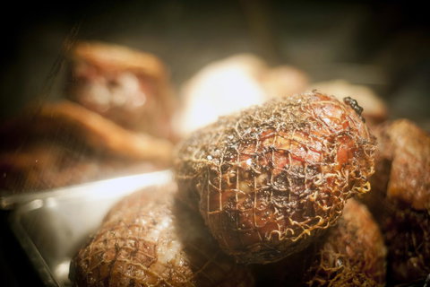 Nightcap At Hotel Victor - Australia Shopping 24