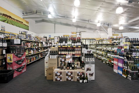 Nightcap At Hotel Victor - Australia Shopping 26