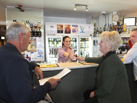 Nightcap At Hotel Victor - Australia Shopping 19