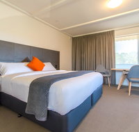 Mick O'Sheas - Accommodation Australia