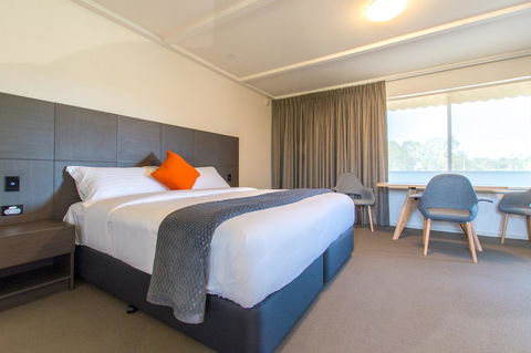 Mick O\'Sheas - Bed n Breakfasts 0