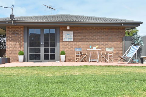 Beach Life Retreat - Accommodation Australia 5