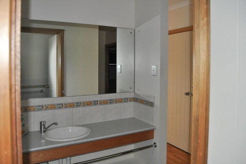 Rest A Shore Coffin Bay - Australia Shopping 8